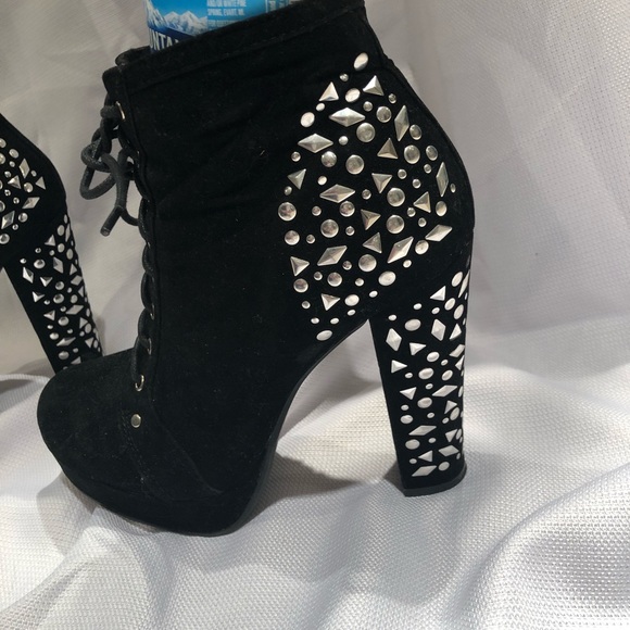 Black faux suede embellished booties - Picture 3 of 6